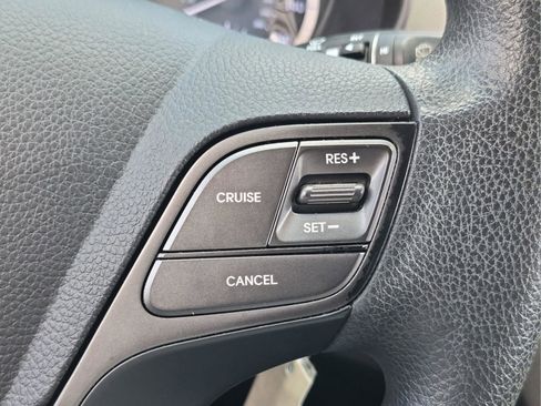 Used 2018 Hyundai Santa Fe Sport FWD image 10