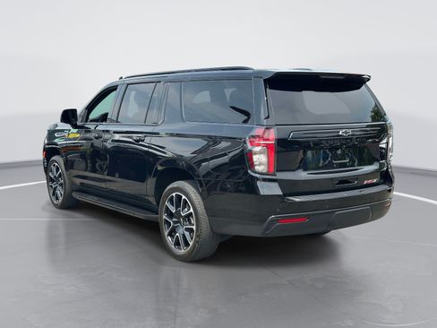 Used 2023 Chevrolet Suburban RST w/ Luxury Package AWD/4WD image 7