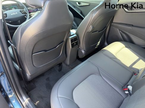 New 2026 Kia Niro EX FWD image 19