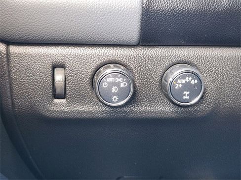 Used 2017 Chevrolet Colorado Z71 image 21