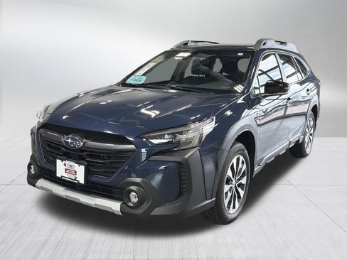 Certified 2024 Subaru Outback Limited AWD/4WD image 3