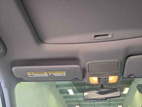 Used 2018 Honda Pilot EX-L image 18