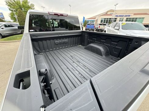 Used 2025 GMC Sierra 1500 Denali AWD/4WD image 26