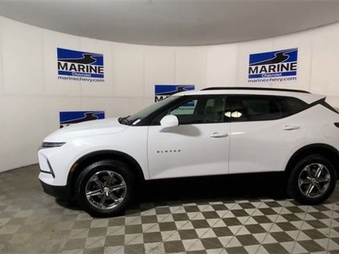 Certified 2024 Chevrolet Blazer LT w/ Convenience Package image 7