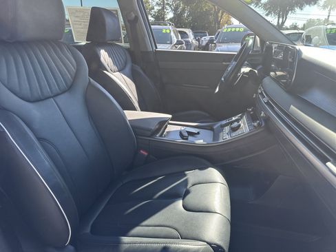 Used 2025 Hyundai Palisade Limited image 13