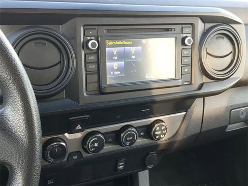 Used 2019 Toyota Tacoma SR image 27