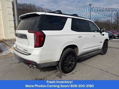 Used 2023 GMC Yukon AT4 w/ LPO, Floor Liner Package image 5