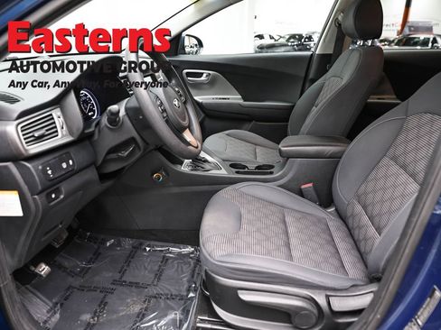 Used 2019 Kia Niro LX image 14