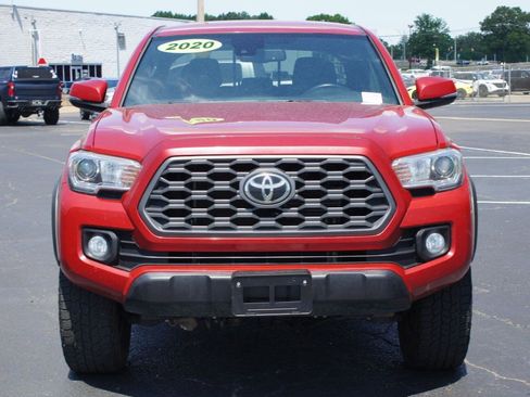 Used 2020 Toyota Tacoma TRD Off-Road AWD/4WD image 23