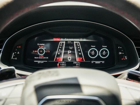 Used 2024 Audi RS Q8 AWD/4WD image 19