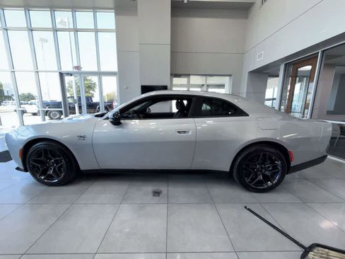 New 2024 Dodge Charger Daytona R/T w/ Plus Group AWD/4WD image 3
