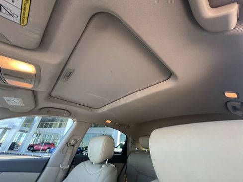 Used 2012 INFINITI FX35 Base w/ Premium Pkg image 19