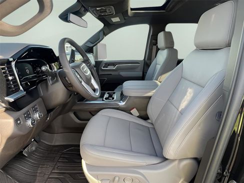 New 2025 GMC Sierra 2500 SLT w/ SLT Premium Package image 12