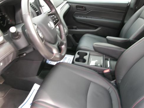 Used 2025 Honda Odyssey Sport-L image 14