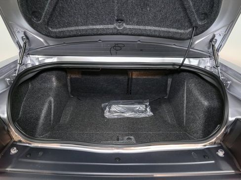 Used 2016 Dodge Challenger R/T Scat Pack image 12