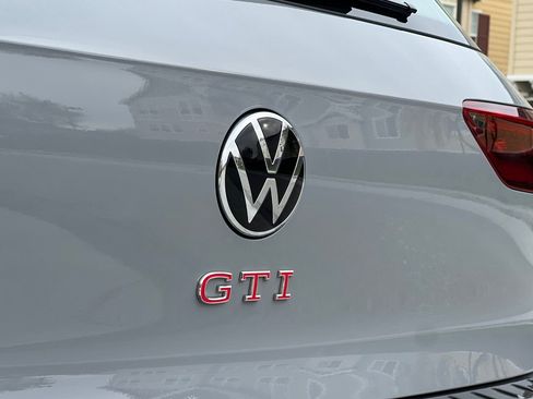 New 2026 Volkswagen GTI SE image 27