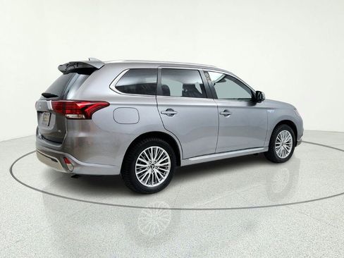 Used 2022 Mitsubishi Outlander SEL image 8