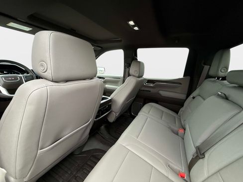 Used 2023 GMC Sierra 1500 SLT w/ SLT Premium Package image 19