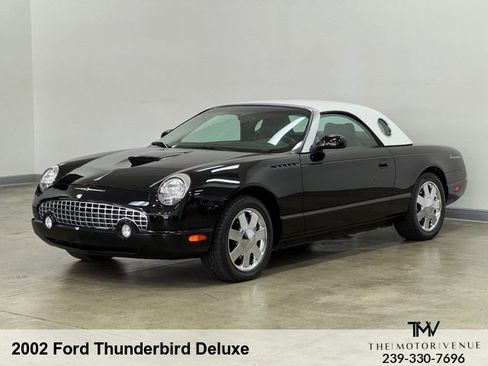 Used 2002 Ford Thunderbird Deluxe image 2