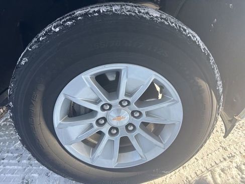 Used 2025 Chevrolet Silverado 1500 LT image 29