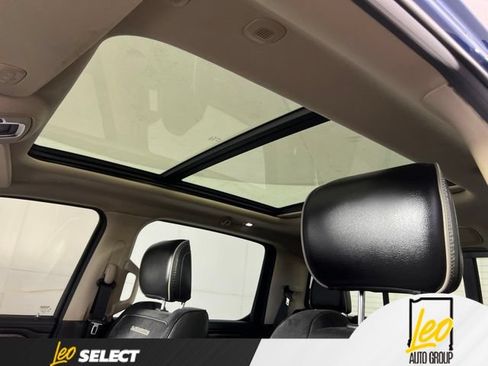 Used 2019 RAM 1500 Laramie AWD/4WD image 15