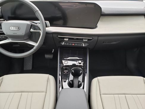 New 2026 Audi Q3 quattro 2.0T image 9