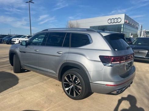 New 2026 Volkswagen Atlas SEL Premium R-Line AWD/4WD image 4