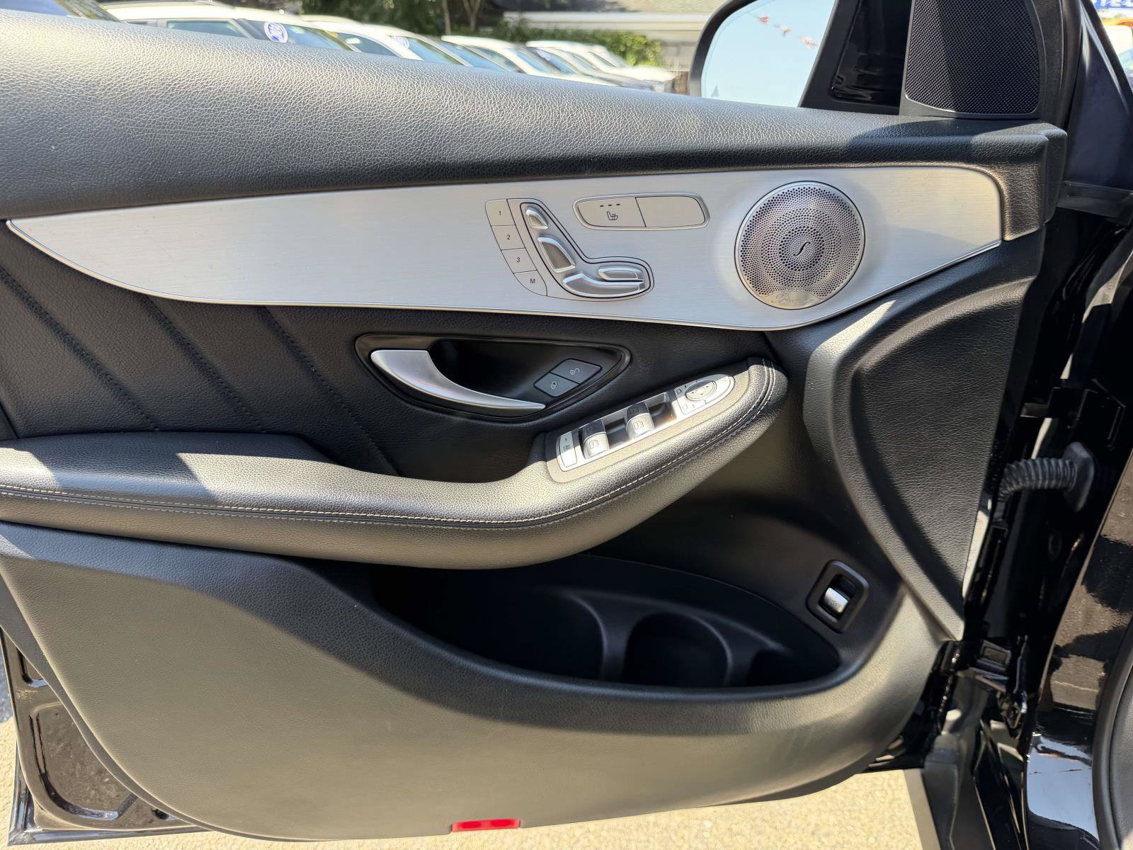 Used 2021 Mercedes-Benz GLC 300 4MATIC Coupe image 17