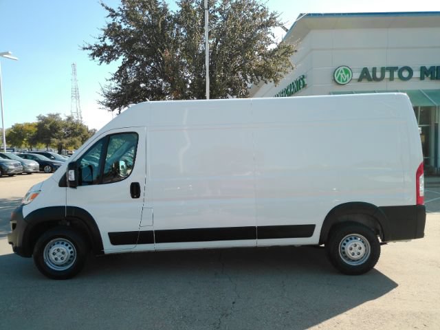 Used 2025 RAM ProMaster 2500 w/ Convenience Group FWD image 16