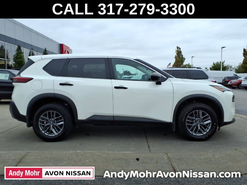 Used 2023 Nissan Rogue S AWD/4WD image 8