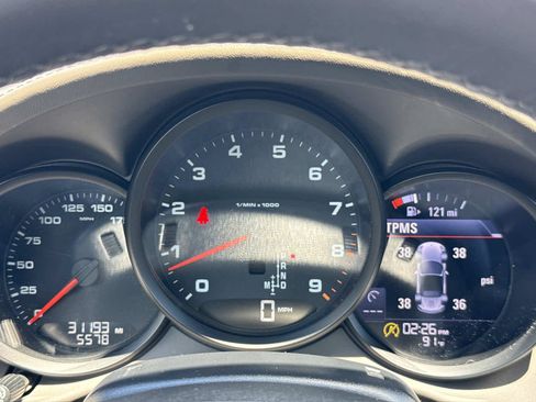 Used 2013 Porsche Boxster RWD image 35