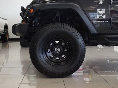 Used 2008 Jeep Wrangler X AWD/4WD image 24