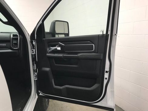 New 2026 RAM 2500 Big Horn image 40