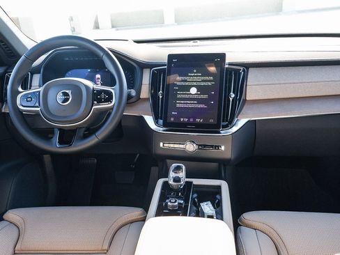 New 2026 Volvo XC90 B6 Ultra w/ Protection Package image 24