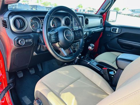 Used 2021 Jeep Wrangler Sport AWD/4WD image 8