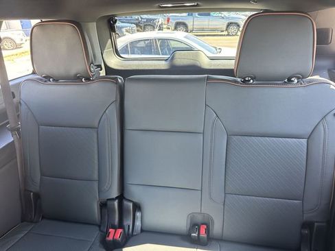 New 2026 GMC Yukon XL AT4 w/ AT4 Premium Plus Package image 24