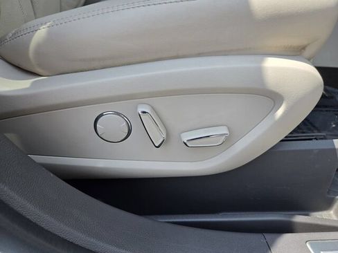 Used 2019 Lincoln Nautilus Reserve FWD image 22