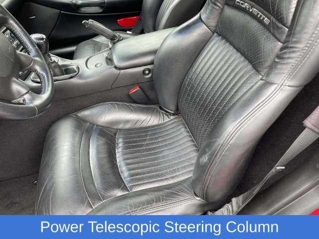 Used 2004 Chevrolet Corvette Coupe w/ Preferred Equipment Group RWD image 10