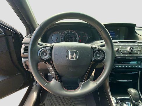 Used 2017 Honda Accord Sport Special Edition image 34