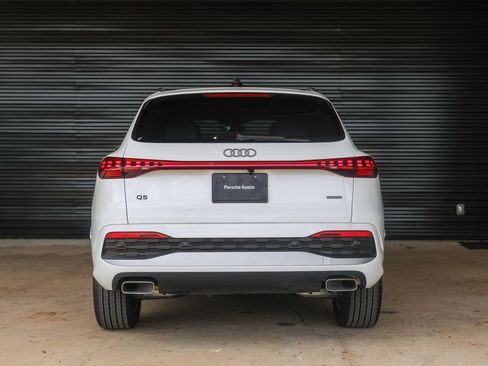 Used 2025 Audi Q5 Premium AWD/4WD image 6