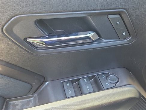 New 2025 Chevrolet Colorado LT image 15