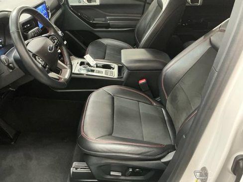 Used 2022 Ford Explorer ST-Line w/ Class IV Trailer Tow Package RWD image 13