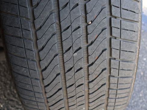 Certified 2023 Cadillac Escalade Premium Luxury Platinum w/ LPO, Radiant Package image 11