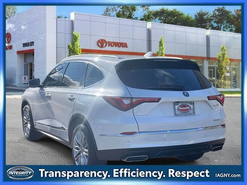 Used 2023 Acura MDX SH-AWD w/ Advance Package image 9