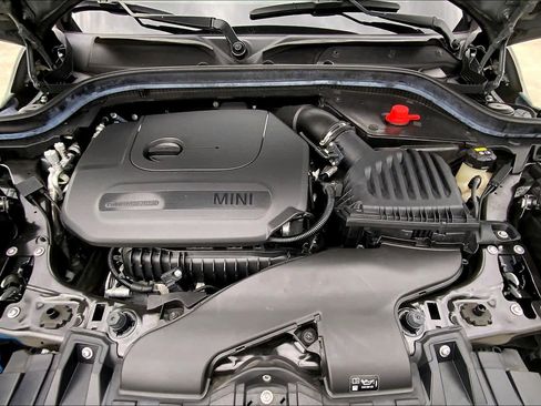 Used 2021 MINI Cooper 4-Door Hardtop image 31