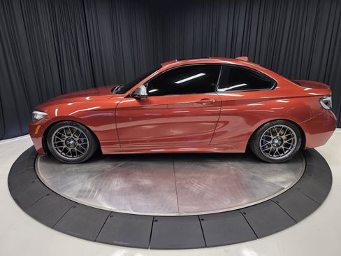 Used 2018 BMW M240i Coupe image 8