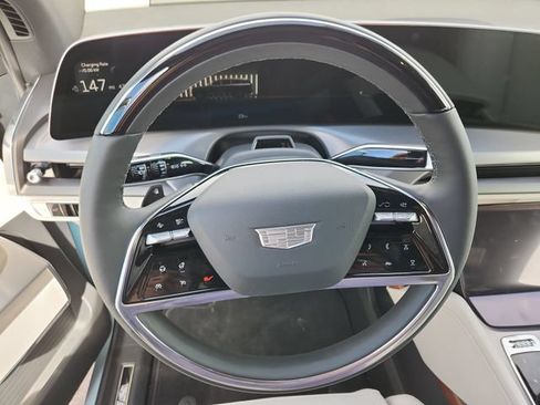 New 2026 Cadillac Vistiq Sport AWD/4WD image 13