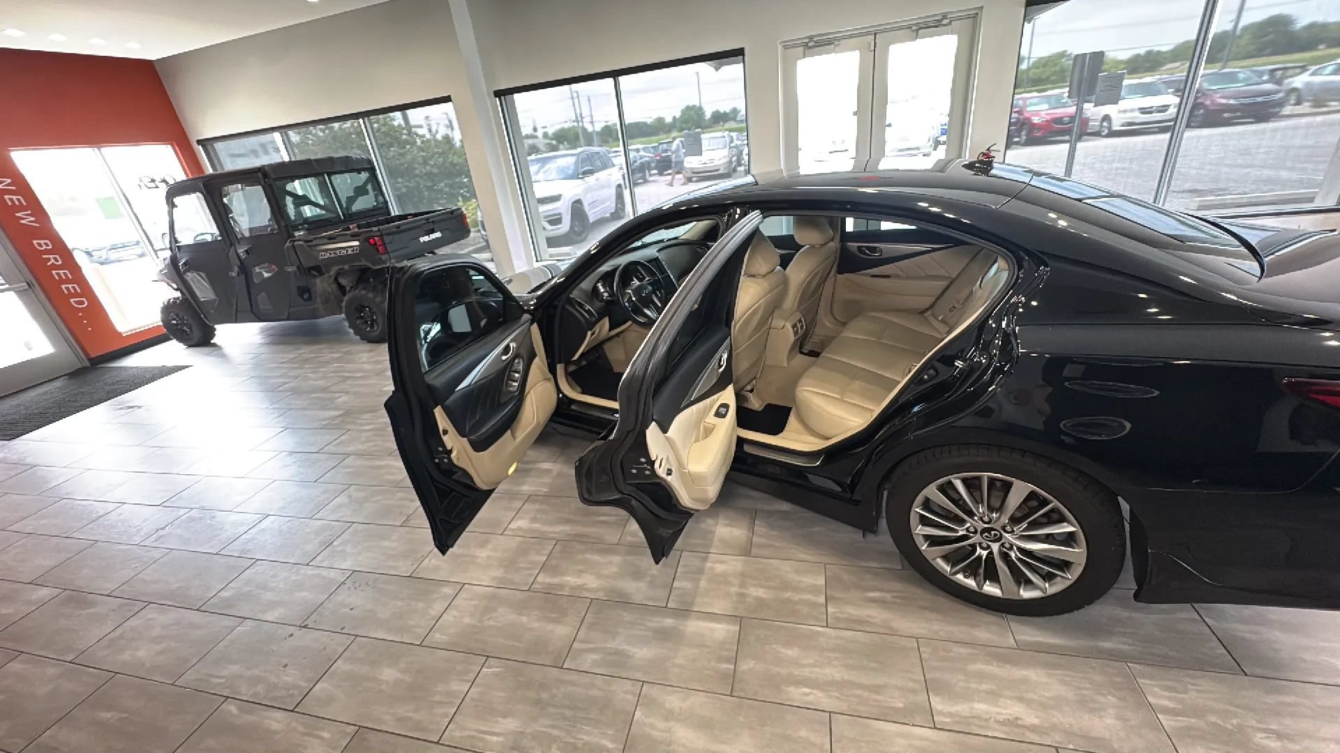 Used 2019 INFINITI Q50 Luxe w/ Cargo Package (L96) RWD image 28