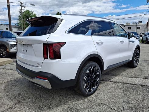 New 2026 Kia Sorento EX AWD/4WD image 8