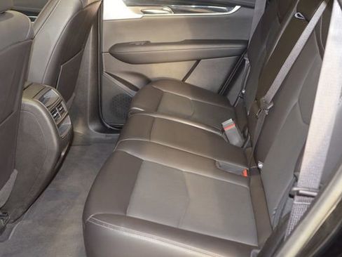 Used 2024 Cadillac XT5 Premium Luxury AWD/4WD image 17